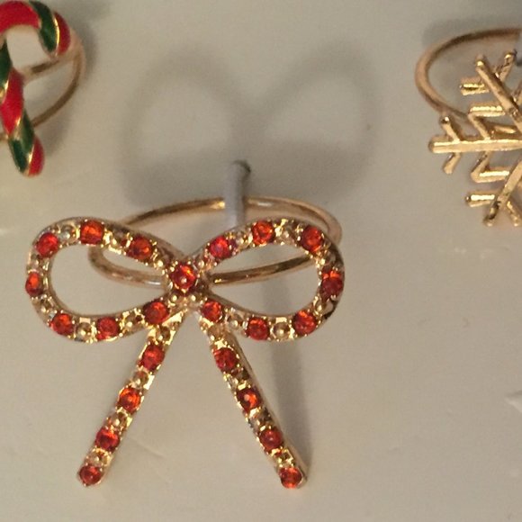 H&M 7x Christmas Rings S/M or M/L - Santa Bow Tree - Picture 3 of 9